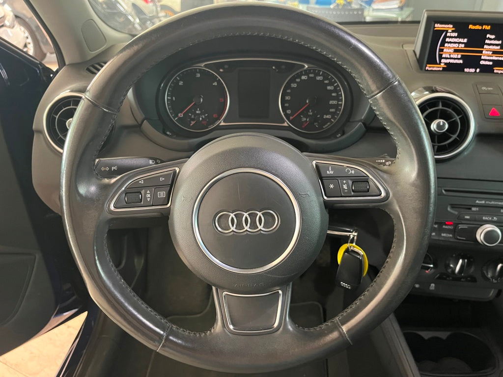 Audi A1 1.6 TDi Ambition 105 Cv  Per Neopatentati
