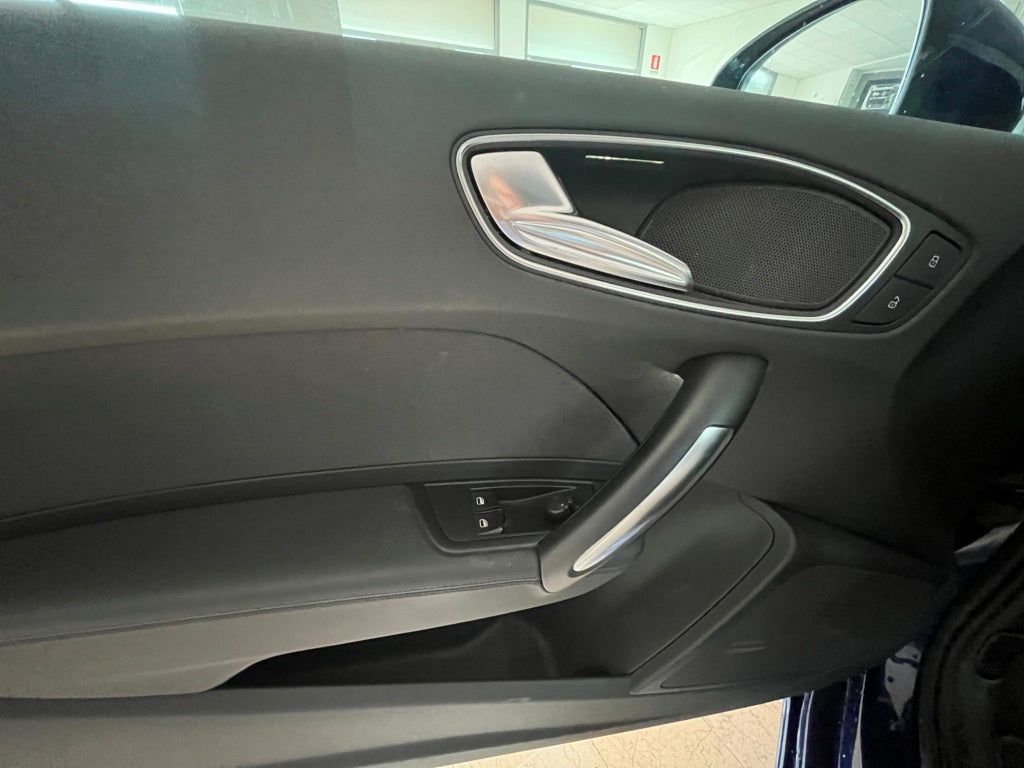 Audi A1 1.6 TDi Ambition 105 Cv  Per Neopatentati
