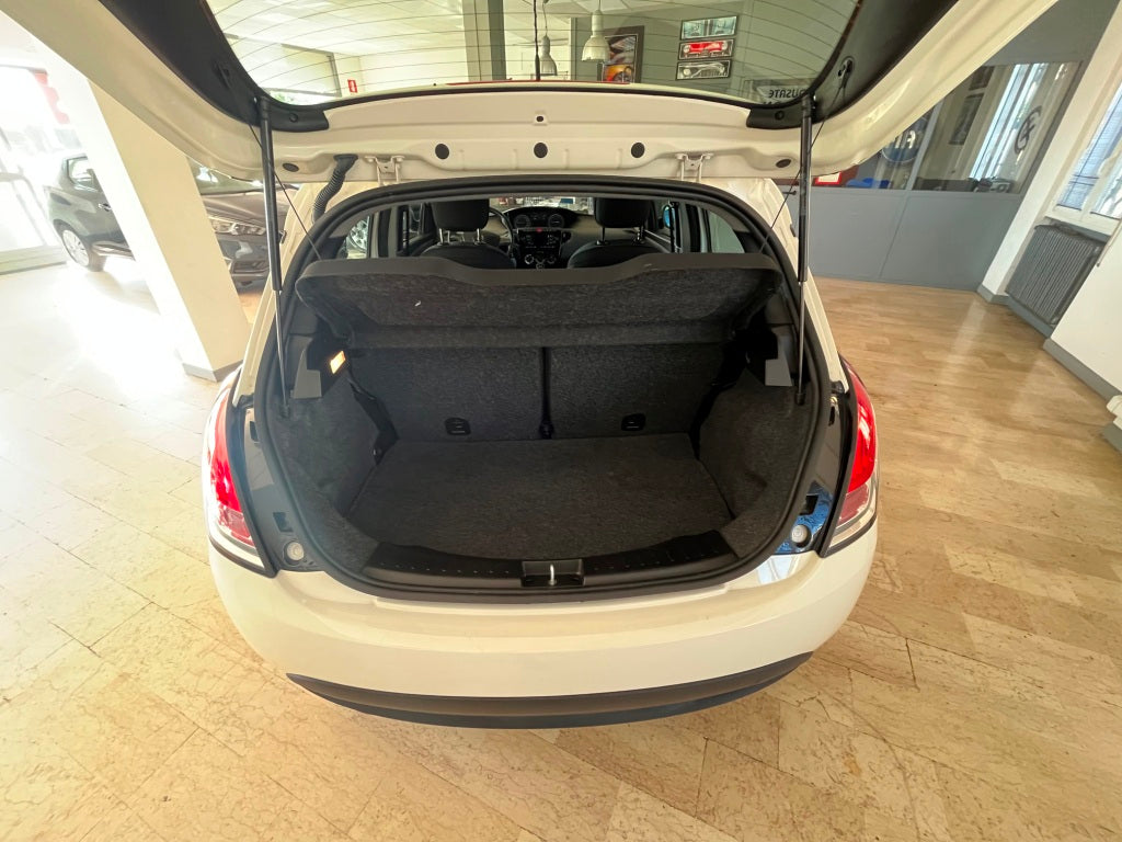 Lancia Ypsilon 0.9 T.air Metano Ecochic