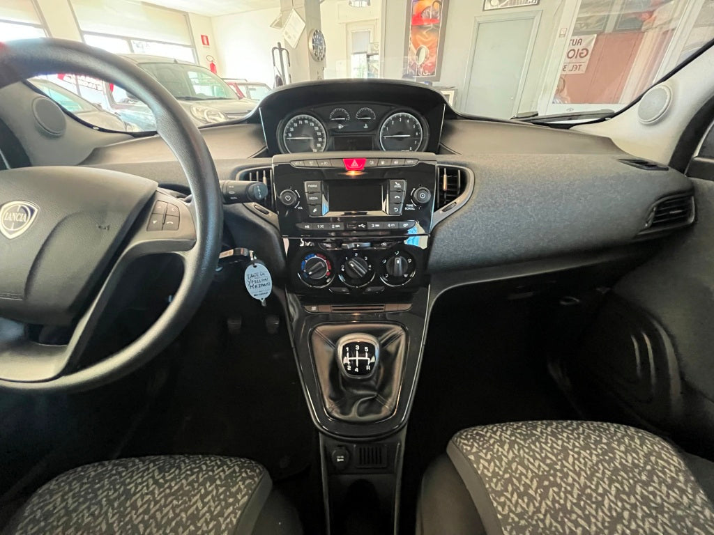 Lancia Ypsilon 0.9 T.air Metano Ecochic