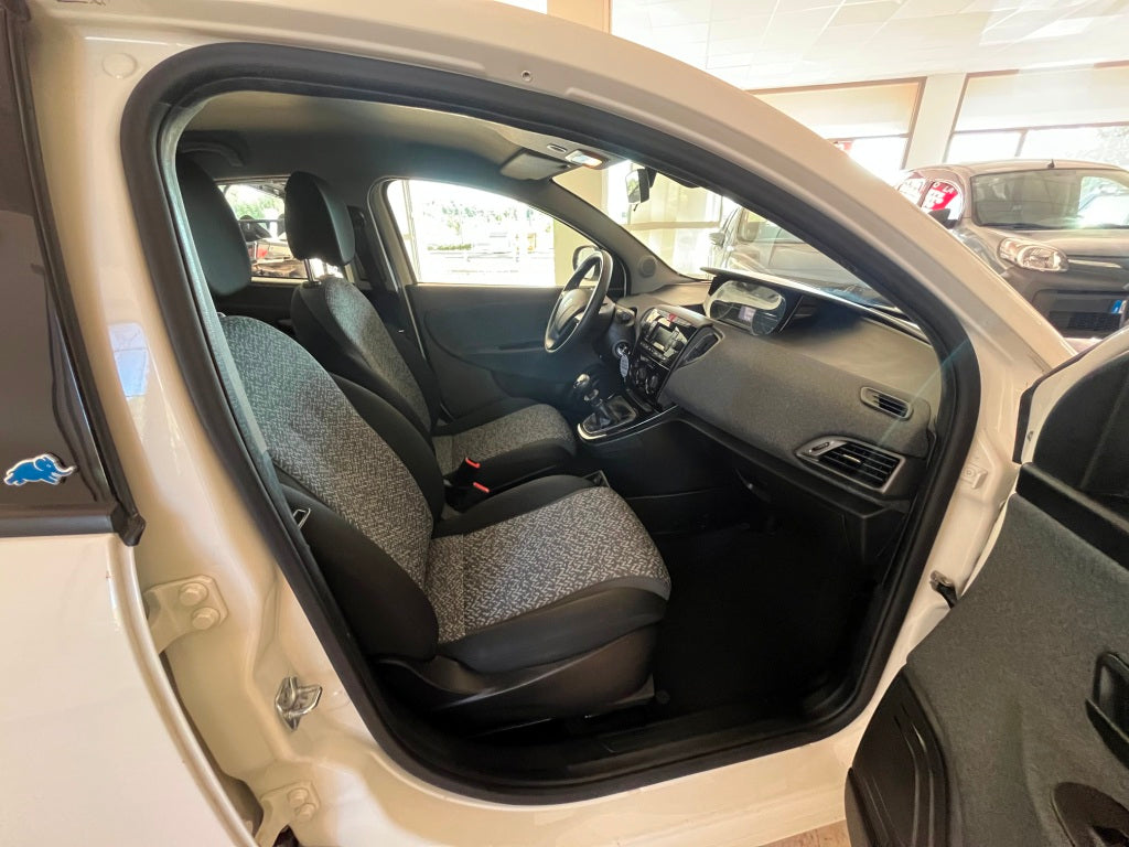Lancia Ypsilon 0.9 T.air Metano Ecochic