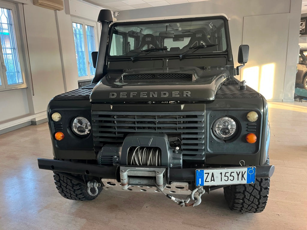 Land Rover Defender 7P 110 2.4 td S SW