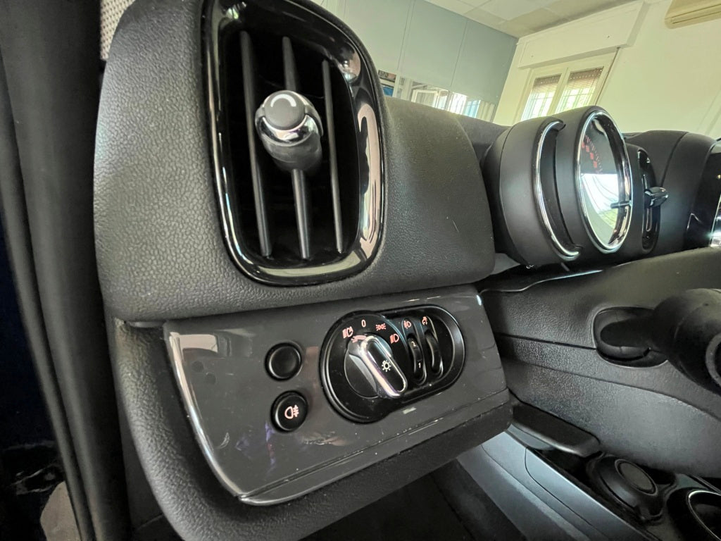 MINI One Countryman 1.5 benzina