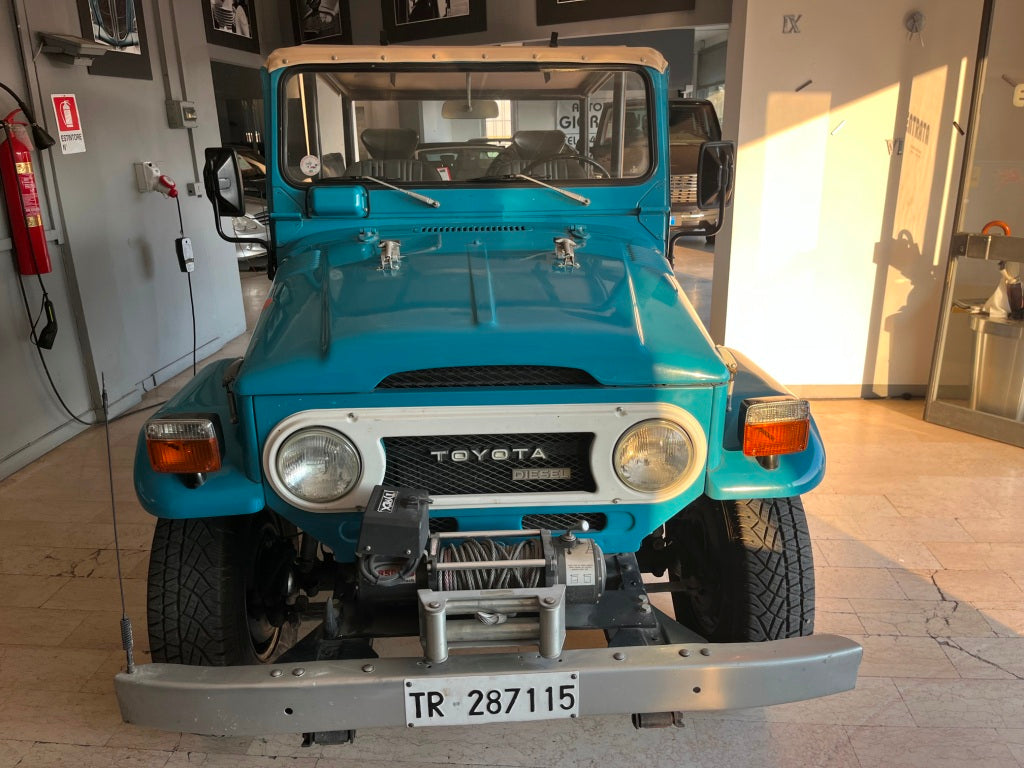 Toyota Land Cruiser BJ 40