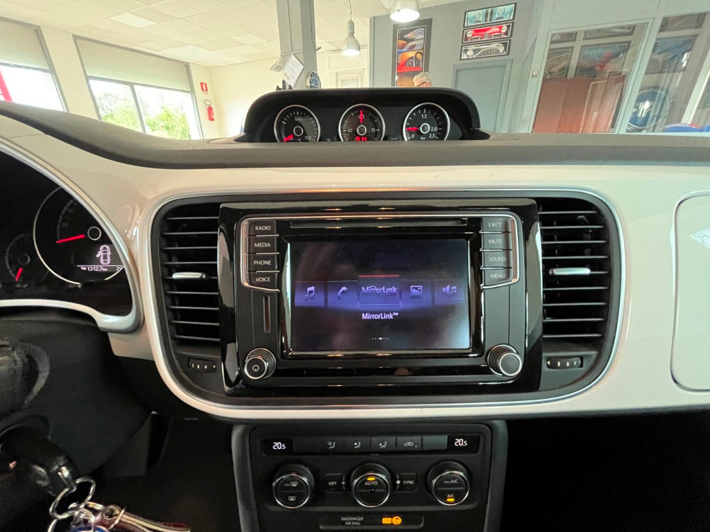 Volkswagen Maggiolino 2.0 TDI BlueMotion Design