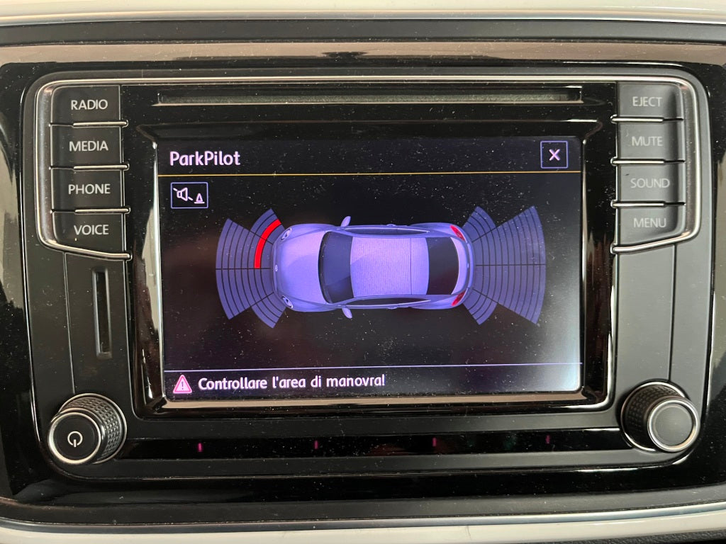 Volkswagen Maggiolino 2.0 TDI BlueMotion Design